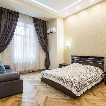 Odessa 3Bedroom Deribas Apartment Exterior photo